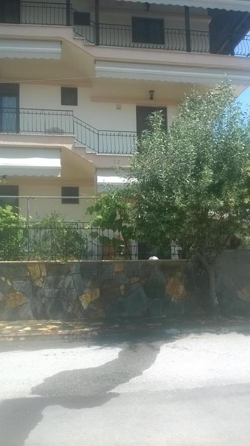Villa Eleon 2 Vrasná エクステリア 写真